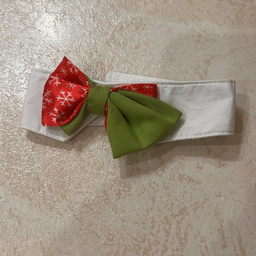 Small Pet Red/Green Pet Collar - Christmas Themed